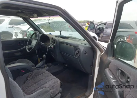 1998 GMC Jimmy Sle из США, поврежденный, VIN 1GKCS13W3W2558763